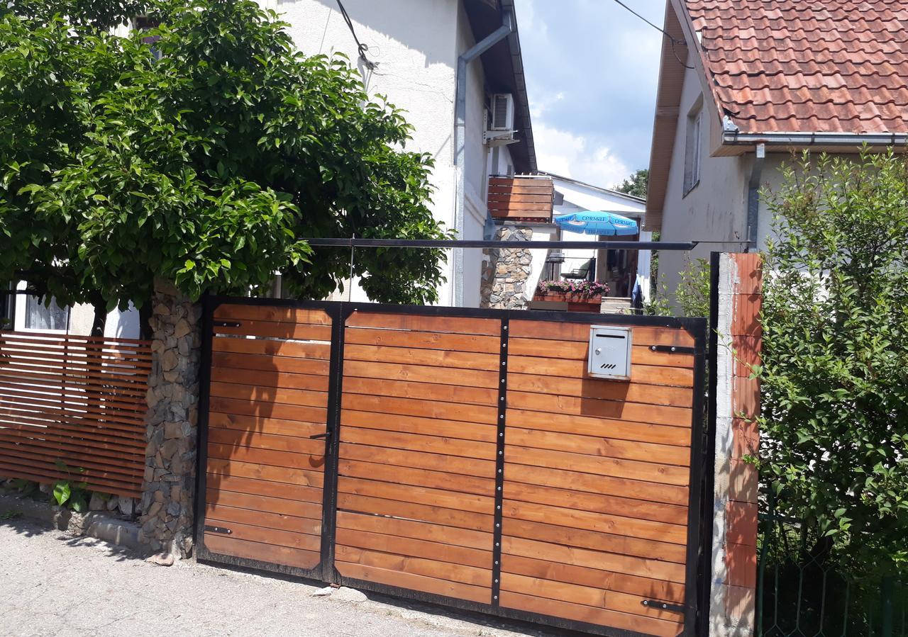 Garmani Apartman Vrnjačka Banja Kültér fotó